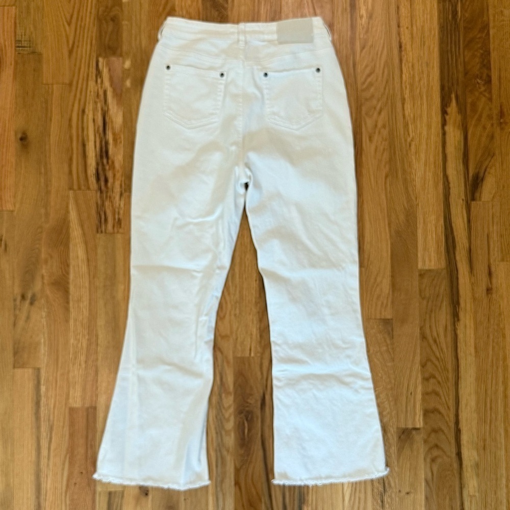 Zimmermann White Distressed High-Rise Cropped Flare Jeans Sz 2 - Picture 5 of 5